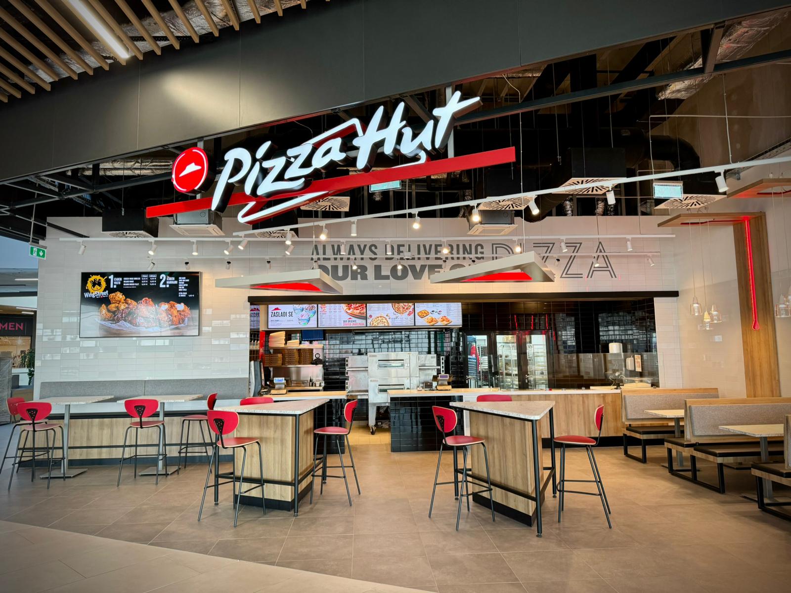 PIZZA HUT-03